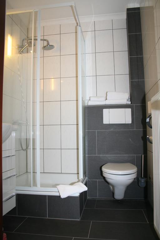 Hotel Admiraal Lanaken Eksteriør billede