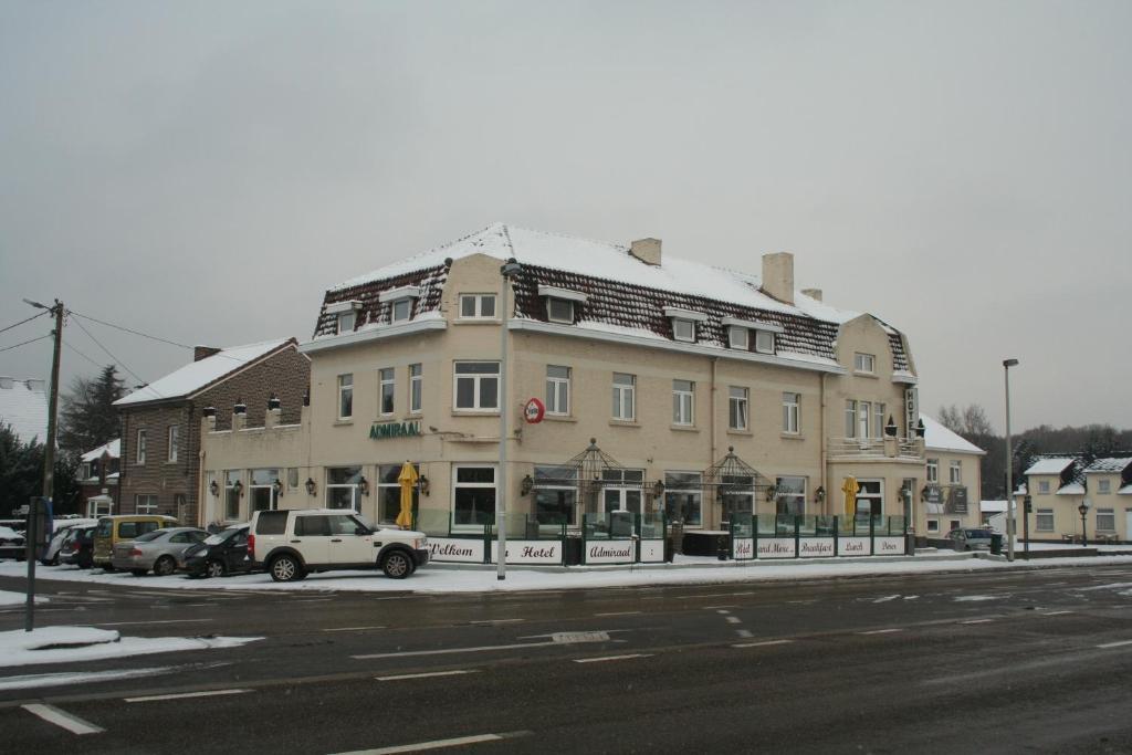 Hotel Admiraal Lanaken Eksteriør billede